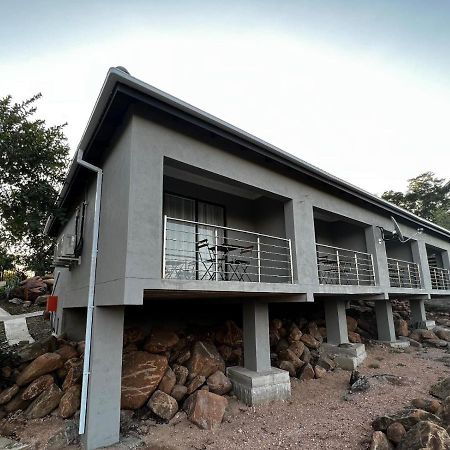Moya-Sky Apartment Komatipoort Luaran gambar